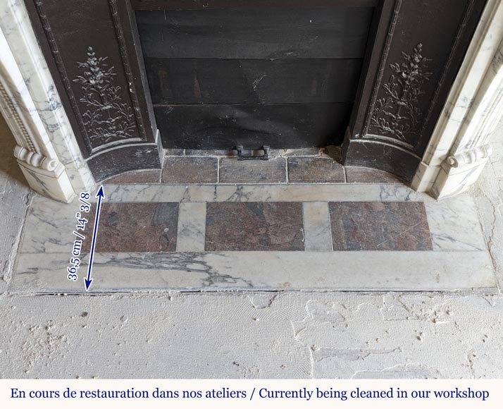 Louis XVI style curved mantel in Arabescato marble  Louis XVI style curved mantel in Arabescato marble -8