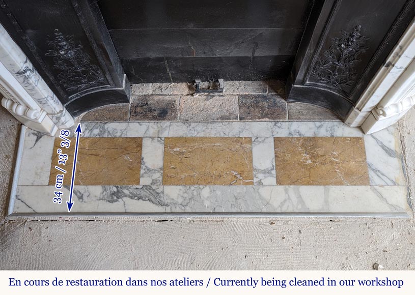 Curved Louis XVI style mantel in Arabescato marble decorated with a laurel wreath Curved Louis XVI style mantel in Arabescato marble decorated with a laurel wreath-9