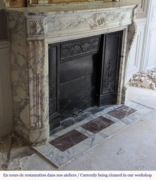Louis XVI style Arabescato marble mantel with curved entablature decorated with a laurel wreath Louis XVI style Arabescato marble mantel with curved entablature decorated with a laurel wreath-3