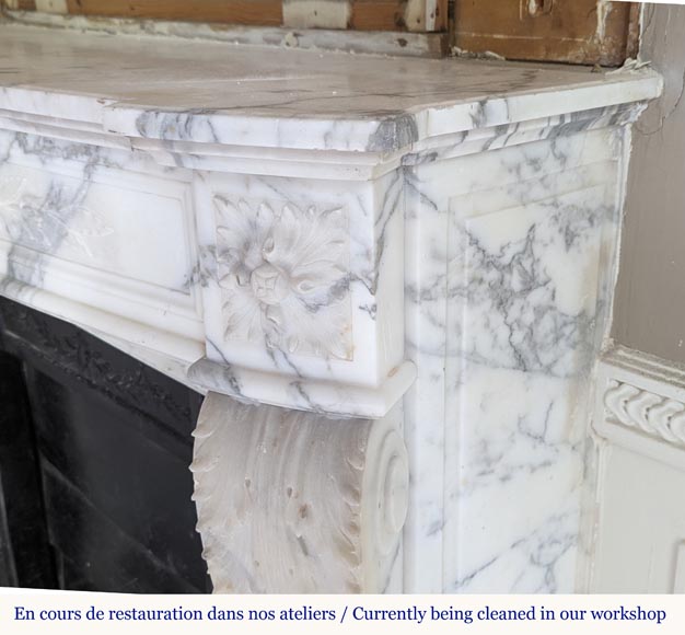 Louis XVI style Arabescato marble mantel with curved entablature decorated with a laurel wreath Louis XVI style Arabescato marble mantel with curved entablature decorated with a laurel wreath-9