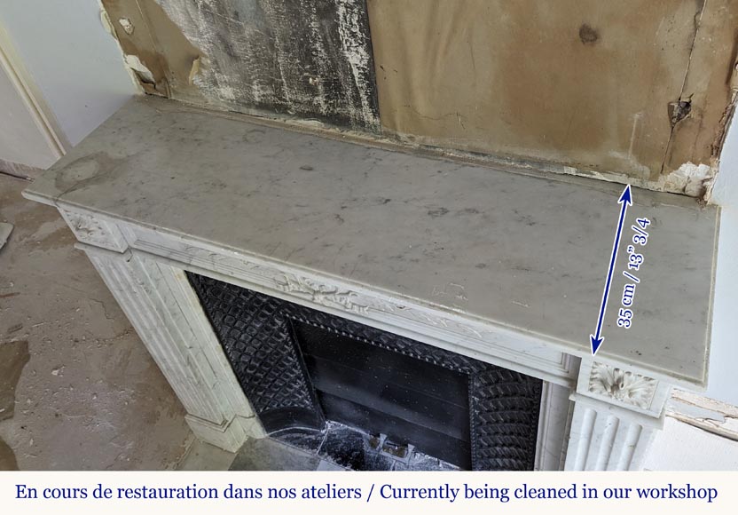 Louis XVI style Carrara marble mantel decorated with a laurel wreath Louis XVI style Carrara marble mantel decorated with a laurel wreath-9