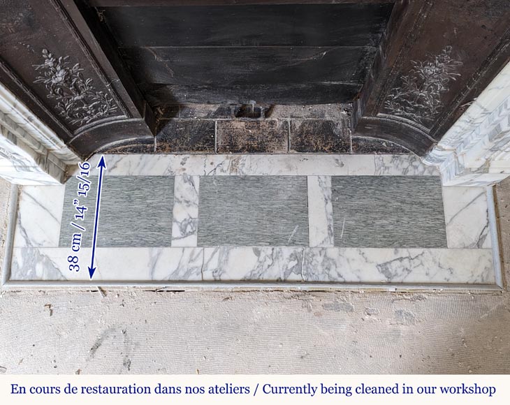 Louis XVI style mantel in Arabescato marble with pearl entablature Louis XVI style mantel in Arabescato marble with pearl entablature-9