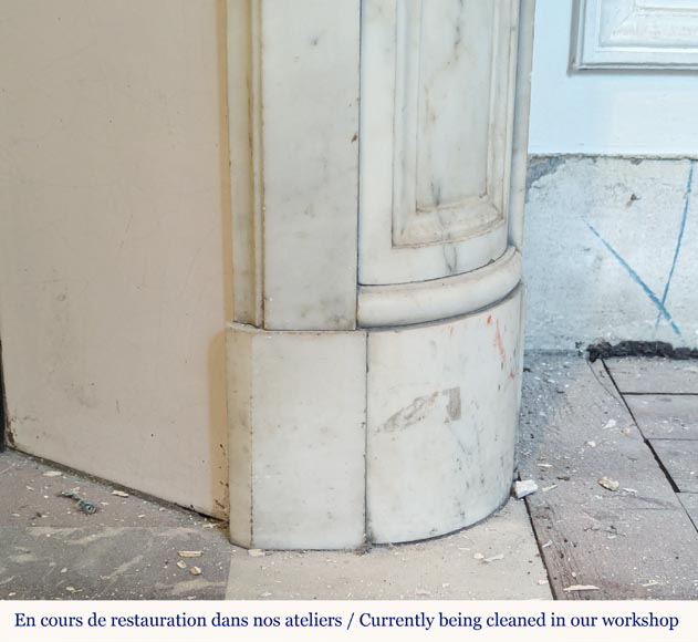 Louis XVI style mantel with rounded corners in statuary marble decorated in bronze Louis XVI style mantel with rounded corners in statuary marble decorated in bronze-7