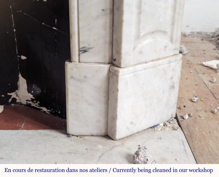 Louis XV style Pompadour flat mantel in Carrara marble Louis XV style Pompadour flat mantel in Carrara marble-7