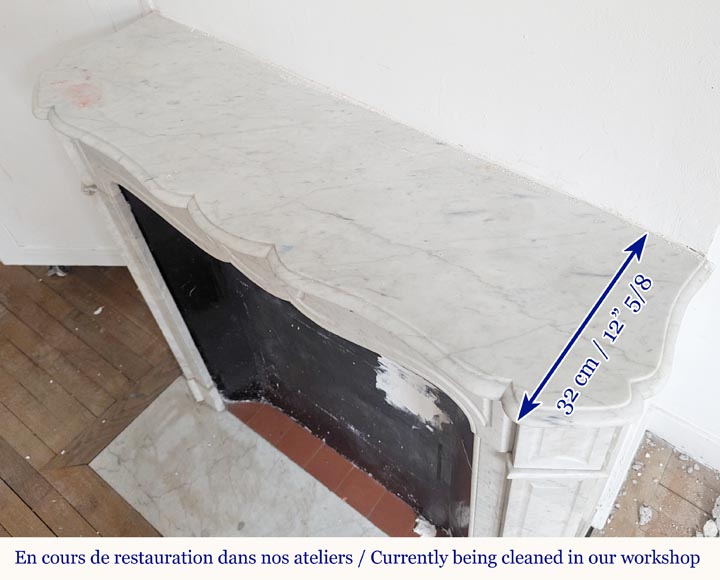 Louis XV style Pompadour flat mantel in Carrara marble Louis XV style Pompadour flat mantel in Carrara marble-9