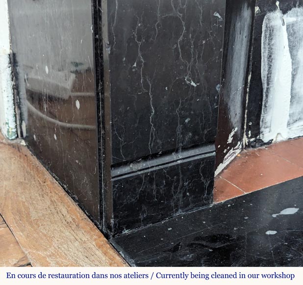 Napoleon III style simple mantel in black speckled marble Napoleon III style simple mantel in black speckled marble-4