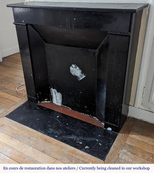 Napoleon III style simple mantel in black speckled marble Napoleon III style simple mantel in black speckled marble-5
