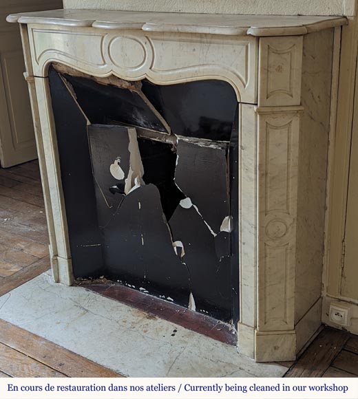 Louis XV style Pompadour mantel in Carrara marble Louis XV style Pompadour mantel in Carrara marble-5