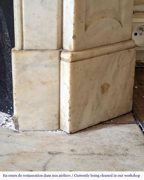 Louis XV style Pompadour mantel in Carrara marble Louis XV style Pompadour mantel in Carrara marble-7