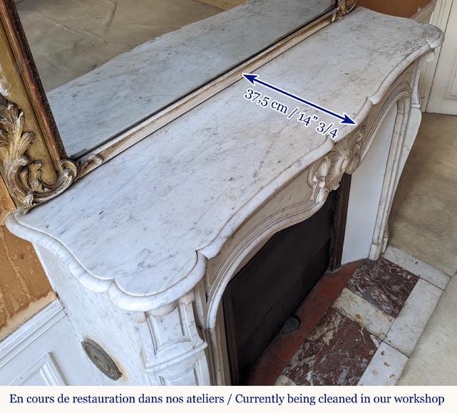 Louis XV style mantel in Carrara marble Louis XV style mantel in Carrara marble-8