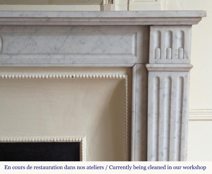 Louis XVI style mantel in Carrara marble adorned with a sunflower flower Louis XVI style mantel in Carrara marble adorned with a sunflower flower-6