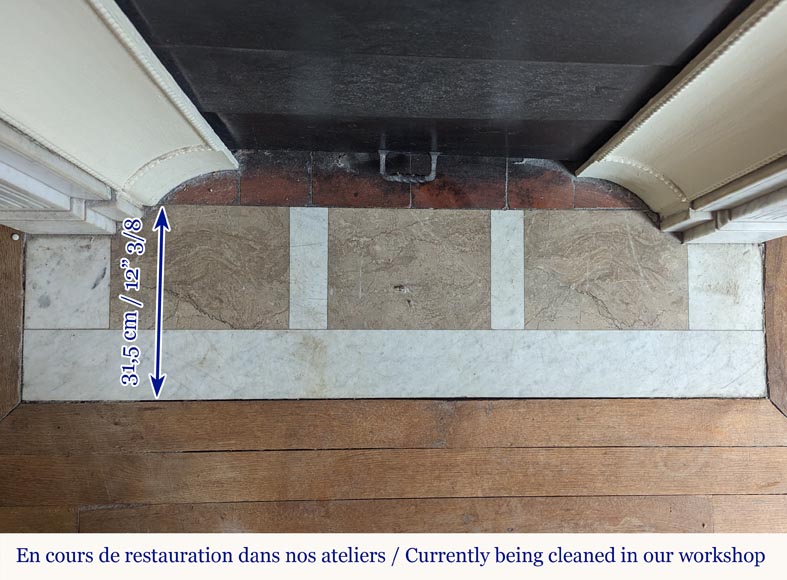 Louis XVI style mantel in Carrara marble adorned with a sunflower flower Louis XVI style mantel in Carrara marble adorned with a sunflower flower-8