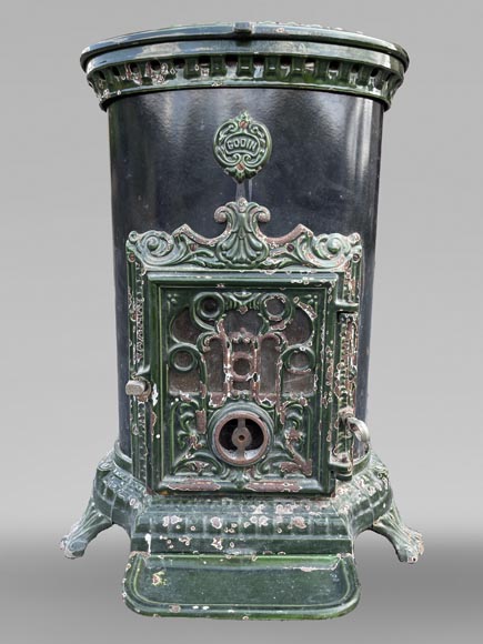 GODIN, Oval cast iron stove, 19th-20th century GODIN, Oval cast iron stove, 19th-20th century-0