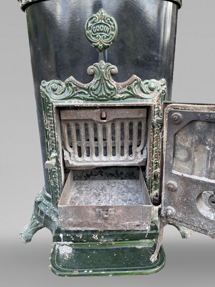 GODIN, Oval cast iron stove, 19th-20th century GODIN, Oval cast iron stove, 19th-20th century-5
