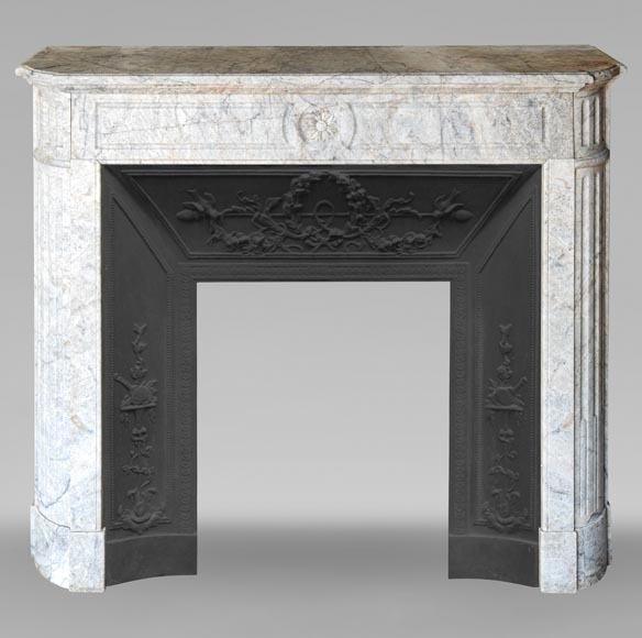 Louis XVI style mantel with rounded corners and carved sunflower in cristaline marble Louis XVI style mantel with rounded corners and carved sunflower in cristaline marble-0