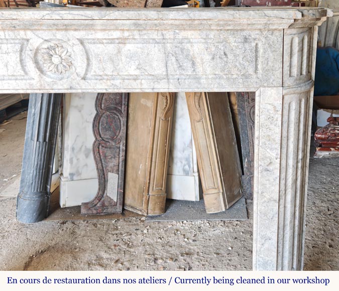 Louis XVI style mantel with rounded corners and carved sunflower in cristaline marble Louis XVI style mantel with rounded corners and carved sunflower in cristaline marble-6