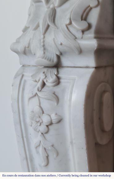 Louis XV style mantel in richly carved Carrara marble Louis XV style mantel in richly carved Carrara marble-6