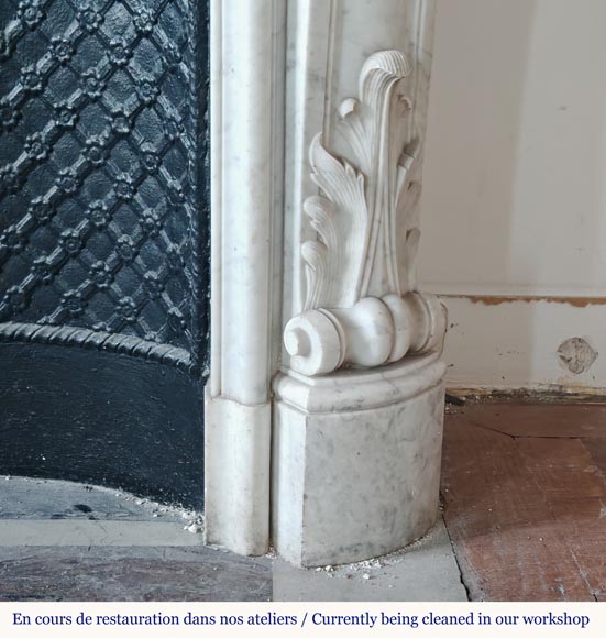 Louis XV style mantel in richly carved Carrara marble Louis XV style mantel in richly carved Carrara marble-10
