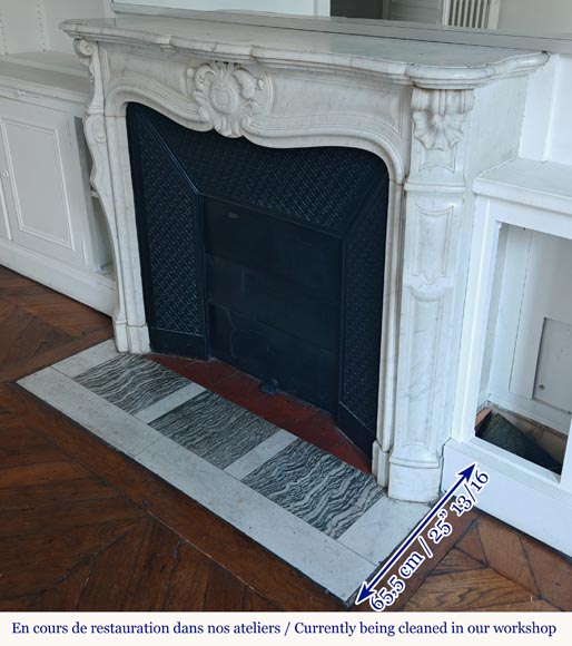 Louis XV style Carrara marble mantel with palmette motif Louis XV style Carrara marble mantel with palmette motif-5
