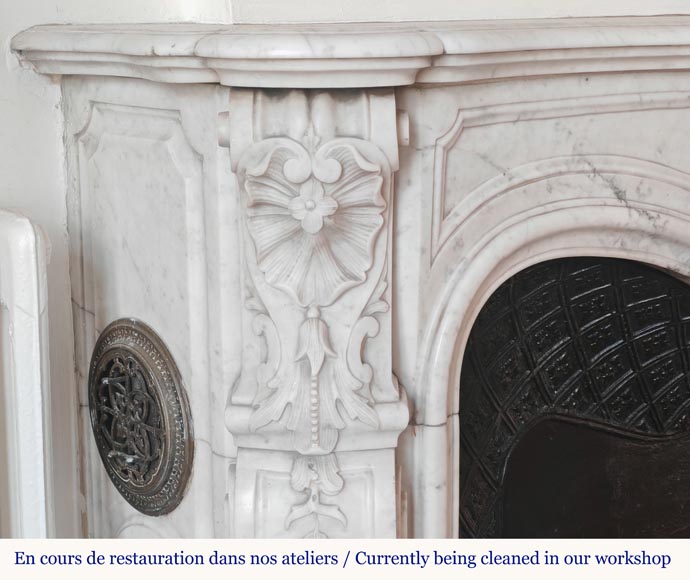 Highly Carved Louis XV-style mantel in Carrara marble Highly Carved Louis XV-style mantel in Carrara marble-4