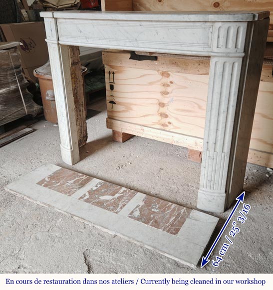 Louis XVI style mantel in veined Carrara marble with fluted legs Louis XVI style mantel in veined Carrara marble with fluted legs-5