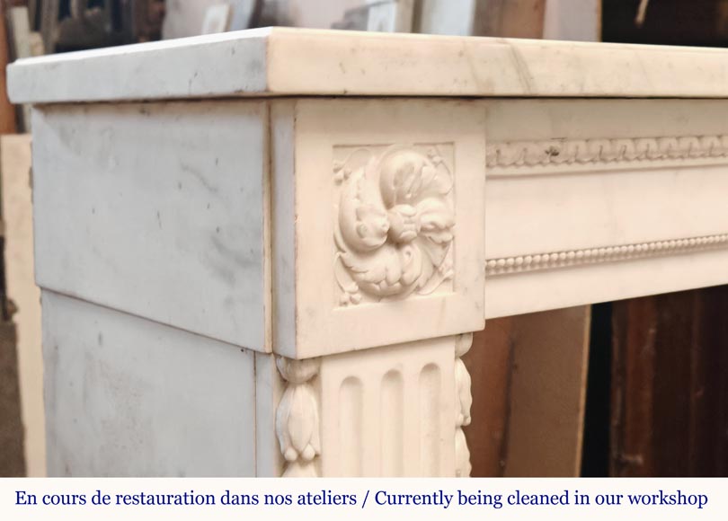 Cheminée de style Louis XVI en marbre demi statuaire Cheminée de style Louis XVI en marbre demi statuaire-4