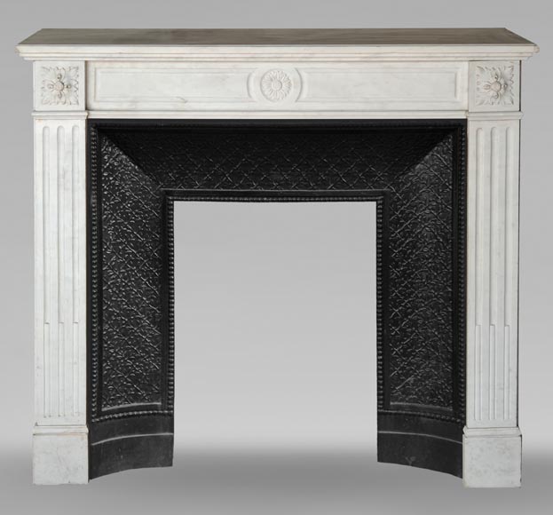 Louis XVI style mantel in half statuary marble adorned with a sunflower Louis XVI style mantel in half statuary marble adorned with a sunflower-0