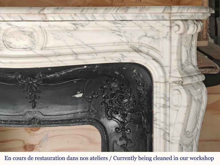 Curved Louis XV style Pompadour mantel in Arabescato marble Curved Louis XV style Pompadour mantel in Arabescato marble-6