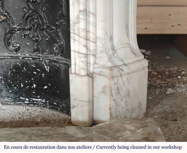 Curved Louis XV style Pompadour mantel in Arabescato marble Curved Louis XV style Pompadour mantel in Arabescato marble-7