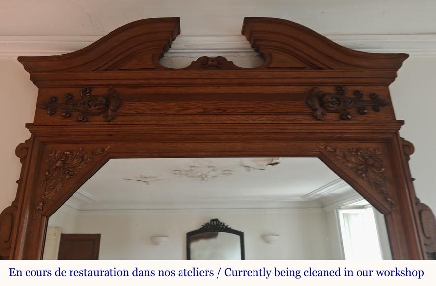 Napoleon III style mantel in carved oak Napoleon III style mantel in carved oak-1