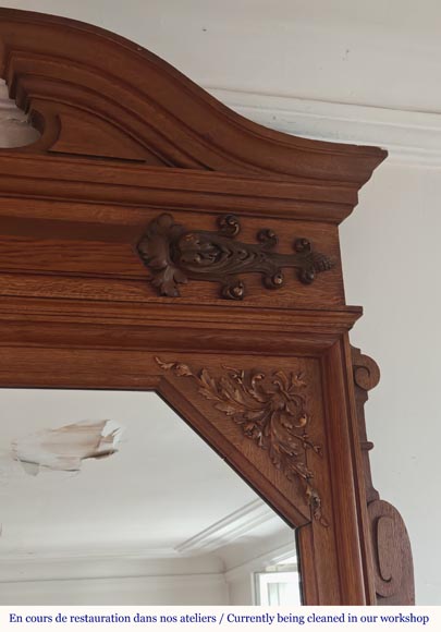 Napoleon III style mantel in carved oak Napoleon III style mantel in carved oak-2
