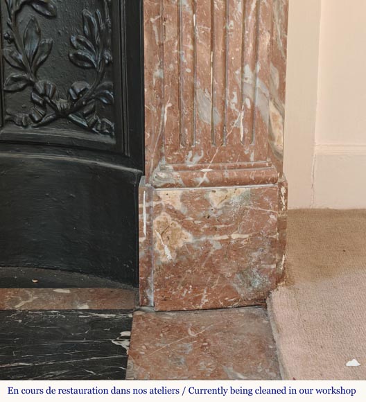 Louis XVI style curved mantel in Northern Red marble Louis XVI style curved mantel in Northern Red marble-7