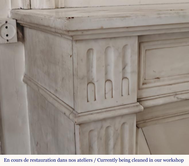 Louis XVI style Carrara marble mantel with filleted flutes Louis XVI style Carrara marble mantel with filleted flutes-3