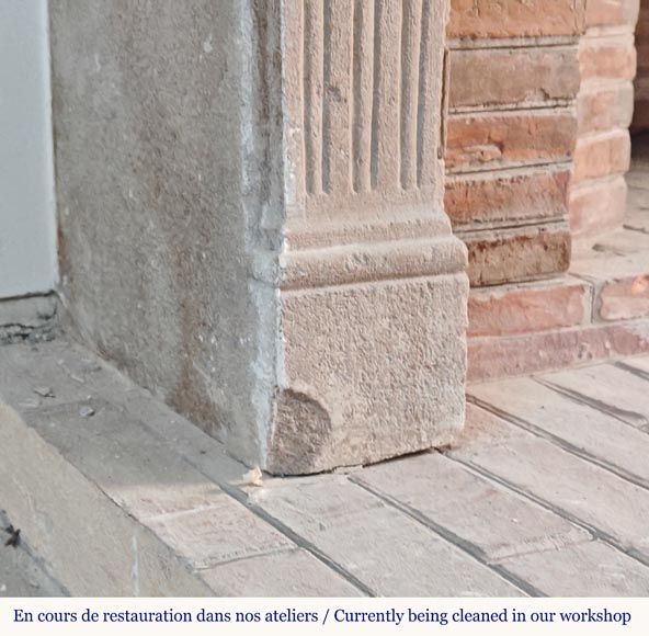 Louis XVI style stone mantel decorated with fluting Louis XVI style stone mantel decorated with fluting-3