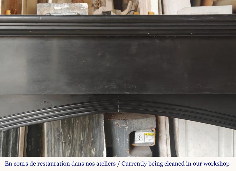 Lion paw mantel in fine black marble Lion paw mantel in fine black marble-1