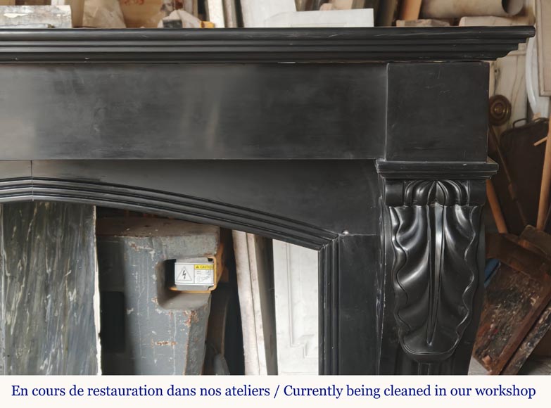 Lion paw mantel in fine black marble Lion paw mantel in fine black marble-7