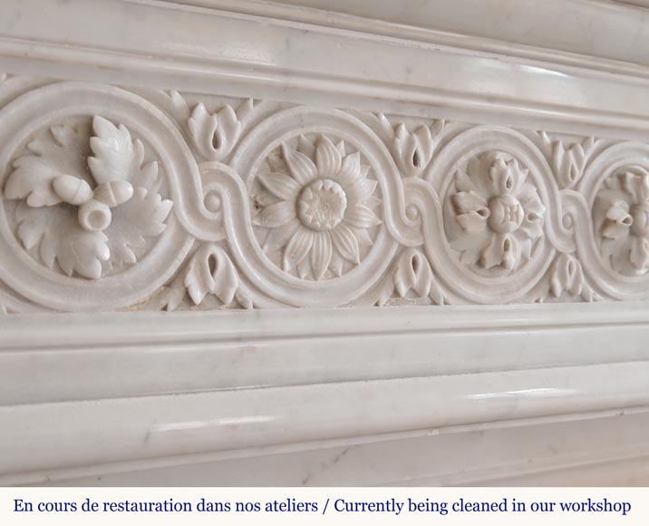 Louis XVI style curved Carrara marble mantel decorated with a frieze of macaroons Louis XVI style curved Carrara marble mantel decorated with a frieze of macaroons-2