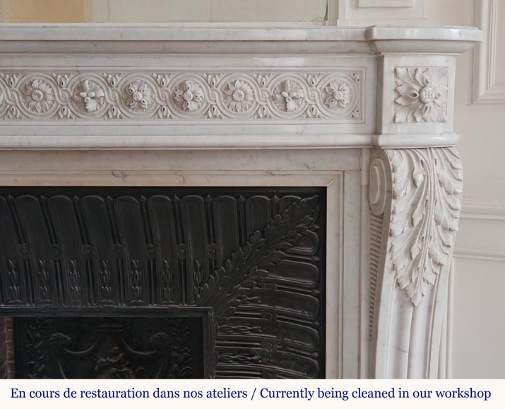 Louis XVI style curved Carrara marble mantel decorated with a frieze of macaroons Louis XVI style curved Carrara marble mantel decorated with a frieze of macaroons-9