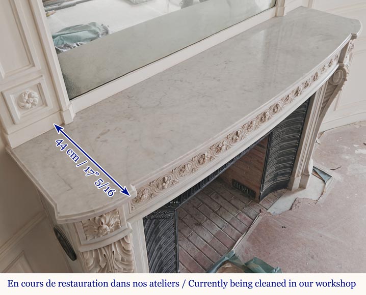 Louis XVI style curved Carrara marble mantel decorated with a frieze of macaroons Louis XVI style curved Carrara marble mantel decorated with a frieze of macaroons-12