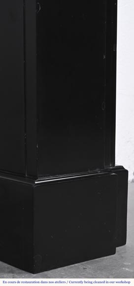 Napoleon III style fireplace with modillions, in fine black Belgian marble Napoleon III style fireplace with modillions, in fine black Belgian marble-5