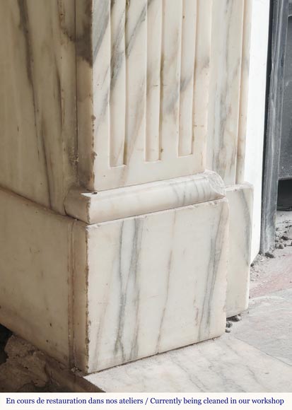 Louis XVI style fireplace with bronze decoration in Arabescato marble Louis XVI style fireplace with bronze decoration in Arabescato marble-4