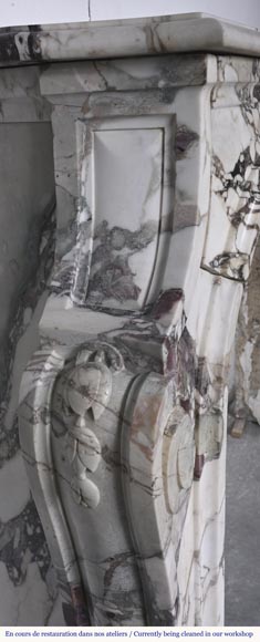 Louis XV style fireplace in purple breccia, decorated with a shell Louis XV style fireplace in purple breccia, decorated with a shell-6