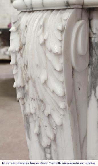 Curved Louis XVI style fireplace in Arabescato marble, decorated with a laurel wreath Curved Louis XVI style fireplace in Arabescato marble, decorated with a laurel wreath-7