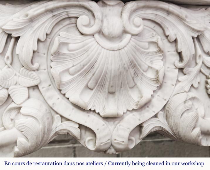 Louis XV style fireplace in Carrara marble with plant decoration Louis XV style fireplace in Carrara marble with plant decoration-2