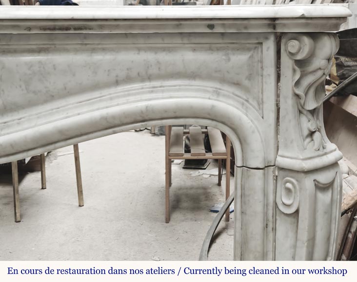 Louis XV style fireplace in Carrara marble decorated with a shell Louis XV style fireplace in Carrara marble decorated with a shell-7