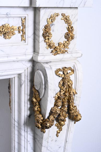 Louis XVI-Style Fireplace in Carrara Marble with Gilt Bronze Decoration Louis XVI-Style Fireplace in Carrara Marble with Gilt Bronze Decoration-12