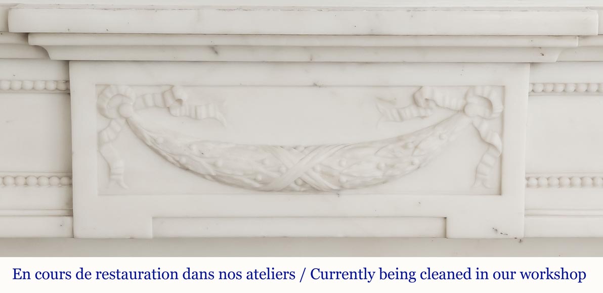 Louis XVI style fireplace with half Corinthian column, in half statuary marble Louis XVI style fireplace with half Corinthian column, in half statuary marble-1