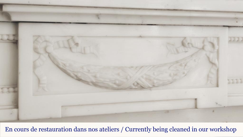 Louis XVI style fireplace with half Corinthian column, in half statuary marble Louis XVI style fireplace with half Corinthian column, in half statuary marble-2