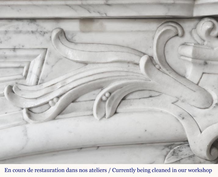 Regency style fireplace in half-statuary marble Regency style fireplace in half-statuary marble-3