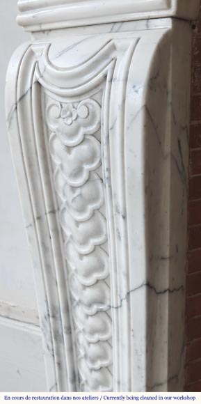 Regency style fireplace in half-statuary marble Regency style fireplace in half-statuary marble-6